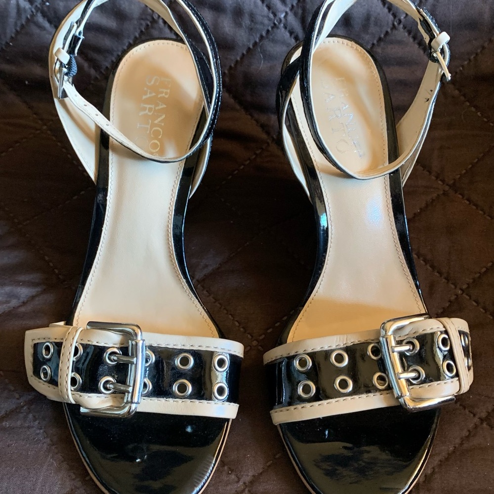 NEW FRANCO SARTO EAGLE BLACK PATENT WEDGE SANDALS